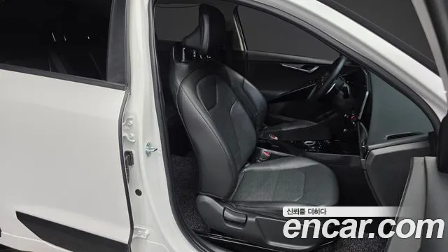 Kia Niro The All New — Фото автомобиля 16
