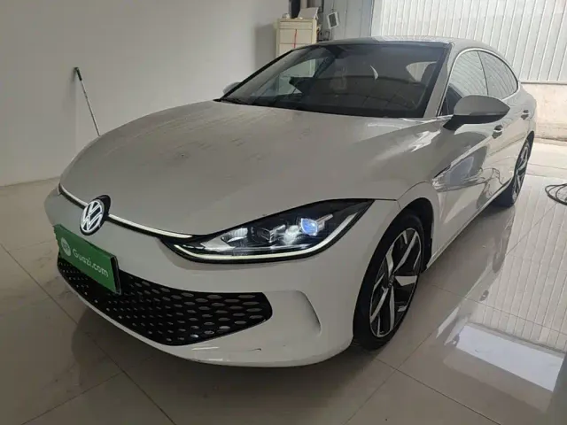 Фотография автомобиля — Volkswagen Lamando