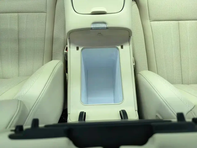 BYD Seal 08 — Фото автомобиля 16