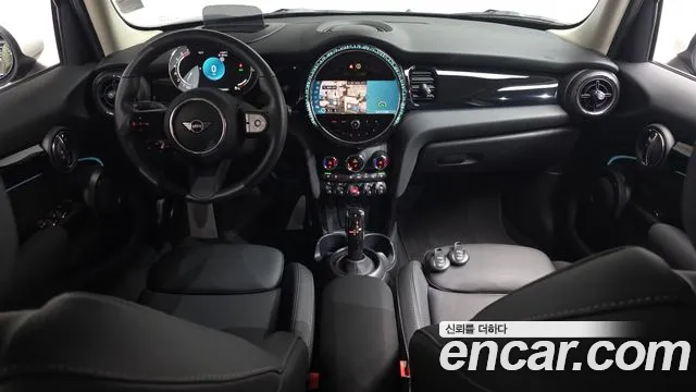 Mini Cooper Cooper 5 дверей Classic — Фото автомобиля 7