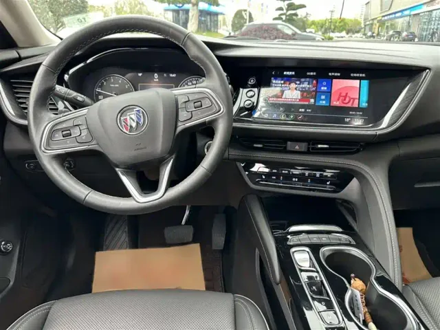 Buick Envision Plus — Фото автомобиля 18