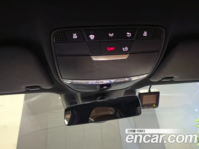 Mercedes-Benz E-Class — Фото автомобиля 15
