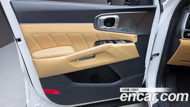 Kia Sorento Sorento 4-е поколение Бензин 2.5T 2WD — Фото автомобиля 19