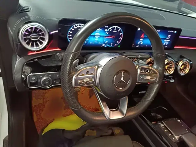 Mercedes-Benz A-Class — Фото автомобиля 10