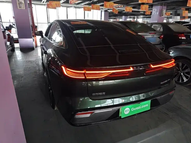 Geely Galaxy Xingyao 8 — Фото автомобиля 4