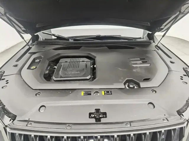 GAC Trumpchi GS8 — Фото автомобиля 6