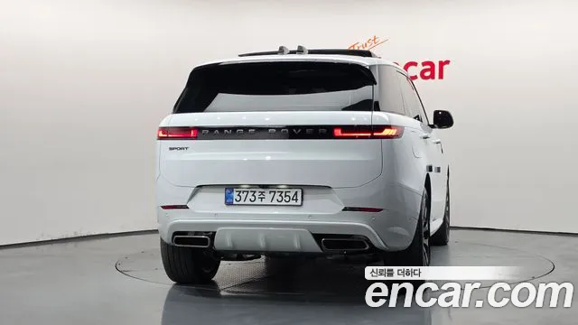 Land Rover Range Rover Sport 3rd Gen — Фото автомобиля 4