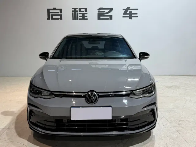 Volkswagen Golf — Фото автомобиля 3