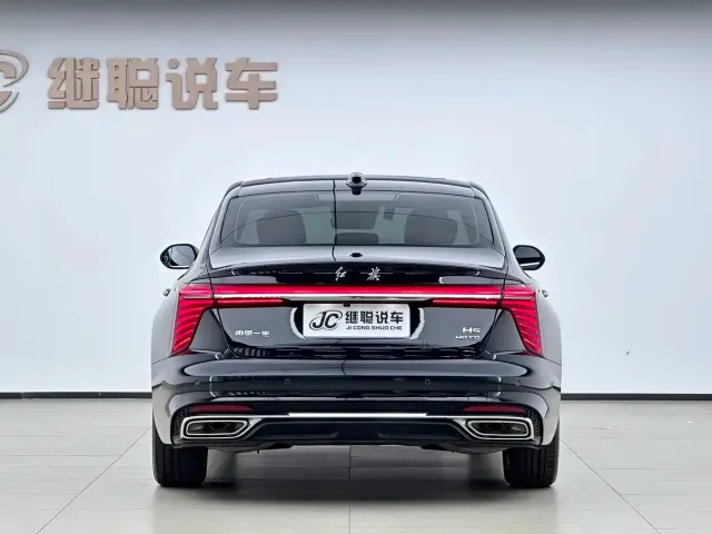 Hongqi Hongqi H5 2024 2.0T Automatic Smart Connect Flag Smooth Edition — Фото автомобиля 6