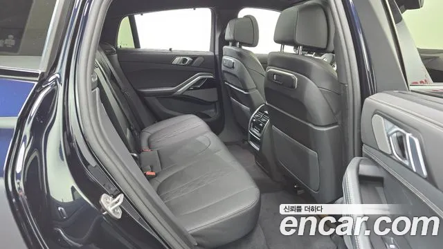 BMW X6 xDrive40i M Sport — Фото автомобиля 17