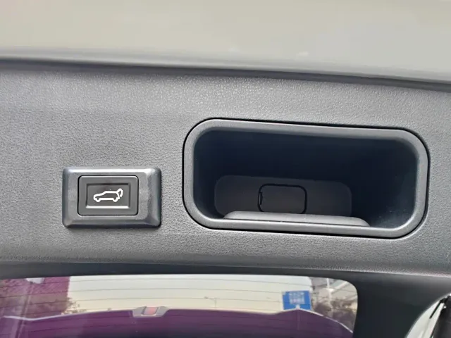 Geely Boyue — Фото автомобиля 20