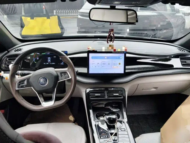 BYD Qin PLUS — Фото автомобиля 10
