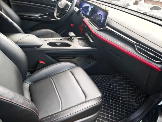Changan X5 Plus — Фото автомобиля 13