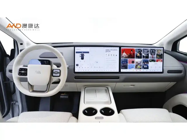 Li Auto i8 — Фото автомобиля 5