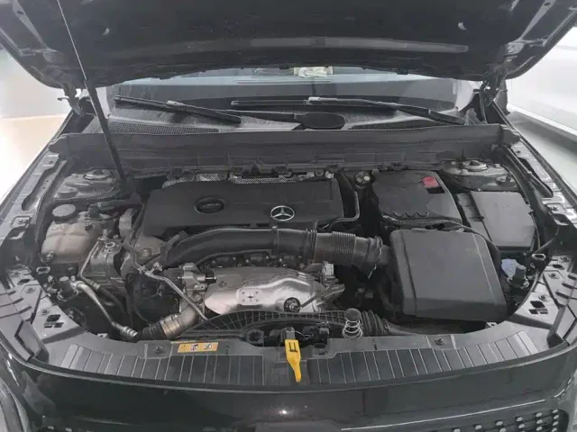 Mercedes-Benz GLB-Class — Фото автомобиля 10