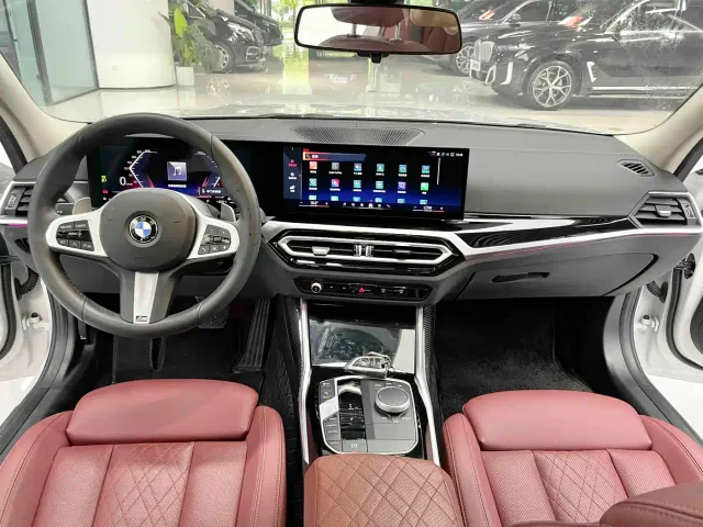 BMW BMW 3 Series 2024 320Li M Sport Package — Фото автомобиля 4