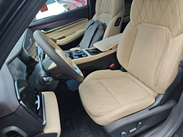 Geely Xingyue L — Фото автомобиля 10