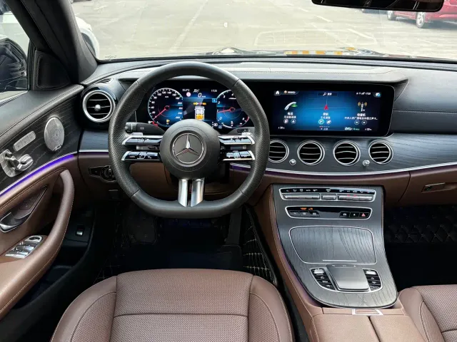 Mercedes-Benz E-Class — Фото автомобиля 8