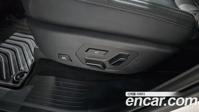 Hyundai Santafe — Фото автомобиля 28