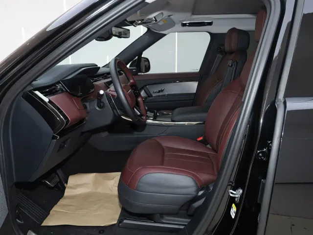 Land Rover Range Rover Sport — Фото автомобиля 8