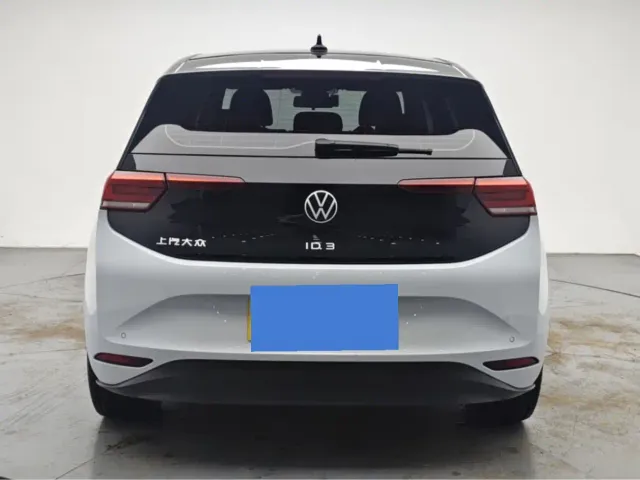 Volkswagen ID.3 — Фото автомобиля 4