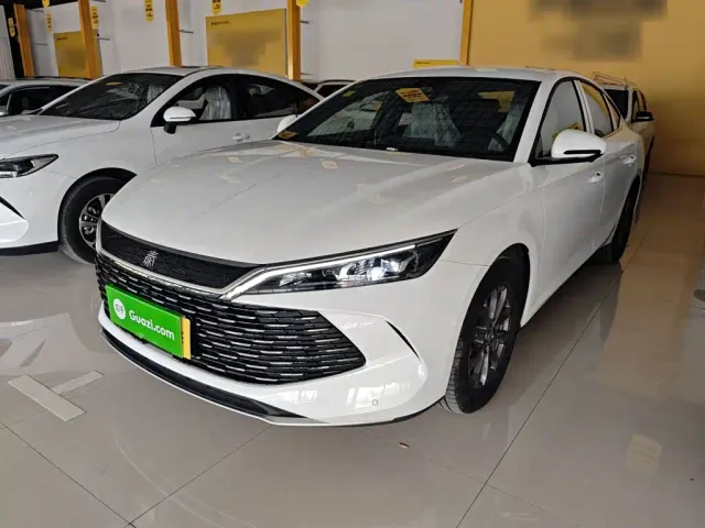 Фотография автомобиля — BYD Qin L