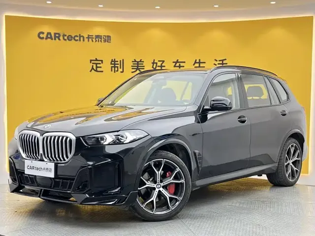 Фотография автомобиля — BMW X5