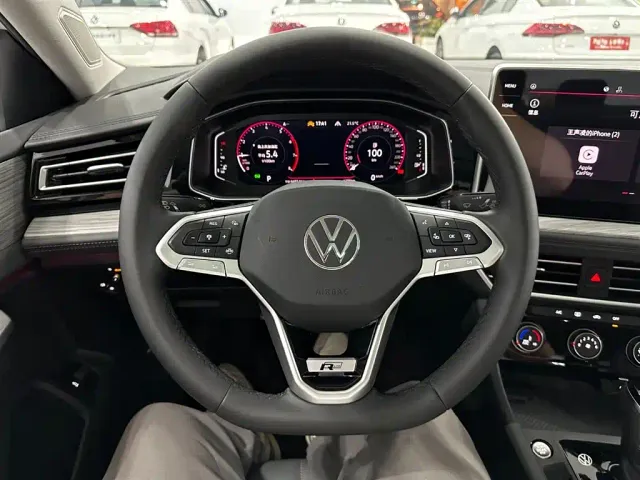 Volkswagen Sagitar — Фото автомобиля 8