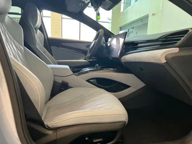 BYD Seal — Фото автомобиля 15