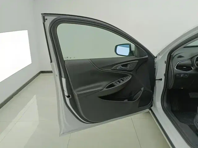 Chevrolet Malibu XL — Фото автомобиля 7
