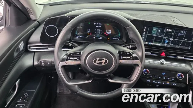 Hyundai AVANTE Новый Avante (CN7) — Фото автомобиля 13