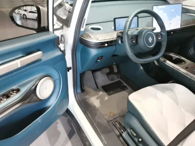 Baojun Cloud — Фото автомобиля 15