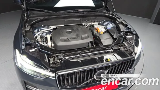 Вольво XC60 — Фото автомобиля 6