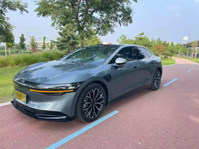 Фотография автомобиля — Zeekr 007
