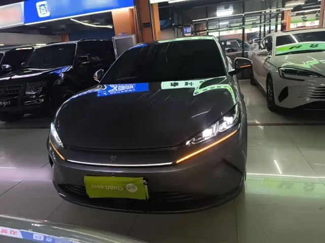 BYD Qin L — Фото автомобиля 2