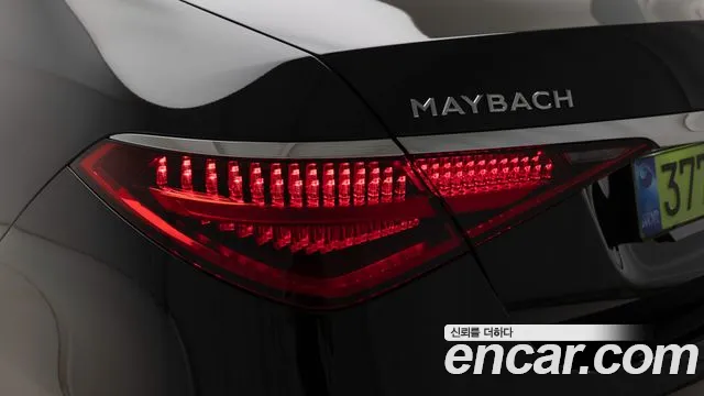 Mercedes-Benz S-Class — Фото автомобиля 18