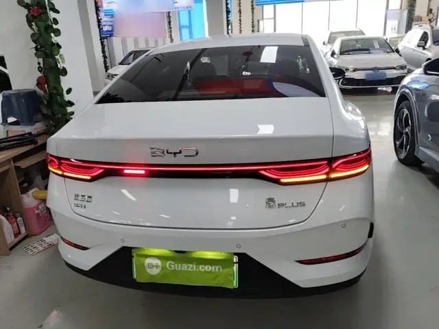 BYD Qin PLUS — Фото автомобиля 5