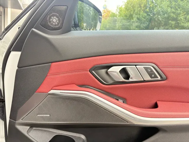 BMW 3 Series — Фото автомобиля 15