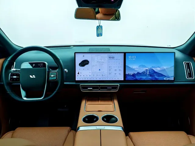 Li Auto Li L8 2024 Pro — Фото автомобиля 10