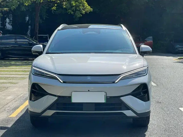BYD Song Ultra — Фото автомобиля 2