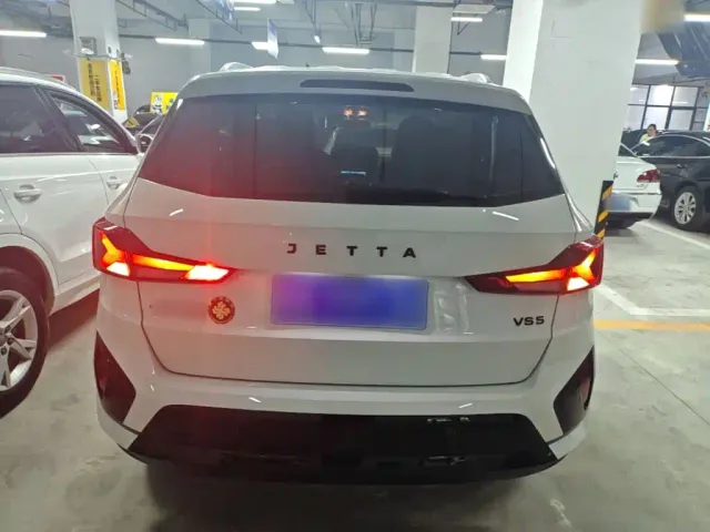 Jetta VS5 — Фото автомобиля 5