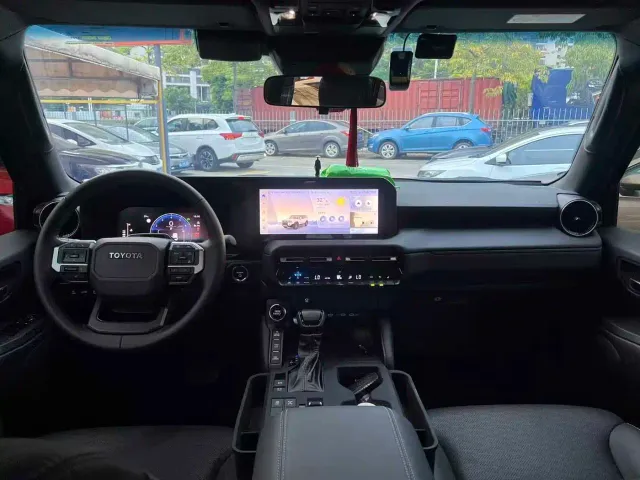 Toyota Prado 2025 2.4T All-round TX Edition 5-seater — Фото автомобиля 3