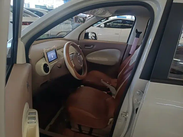 Wuling Hongguang Mini EV — Фото автомобиля 15