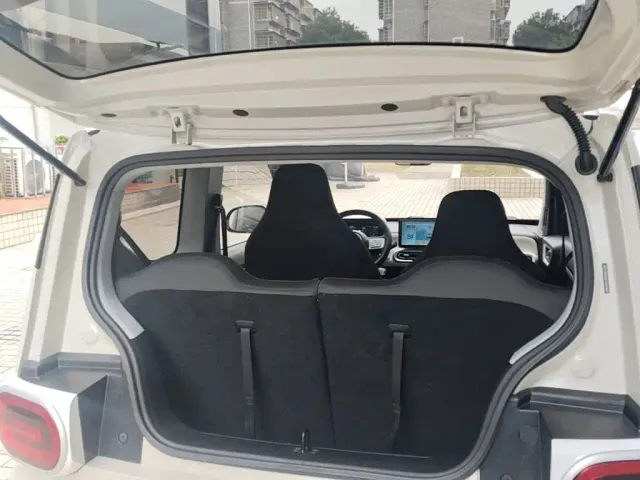 Wuling Hongguang Mini EV — Фото автомобиля 18