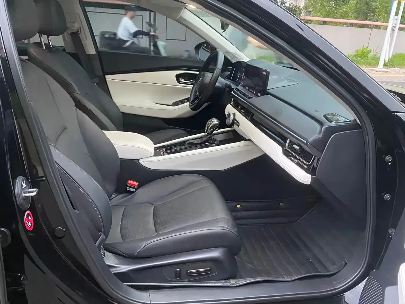Honda Inspire 2025 260TURBO Elite Edition — Фото автомобиля 11