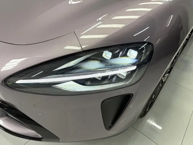 Xiaomi SU7 — Фото автомобиля 17