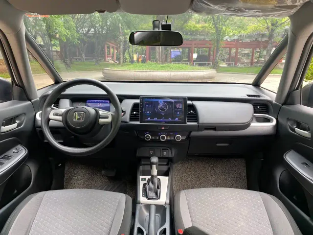 Honda Fit — Фото автомобиля 5