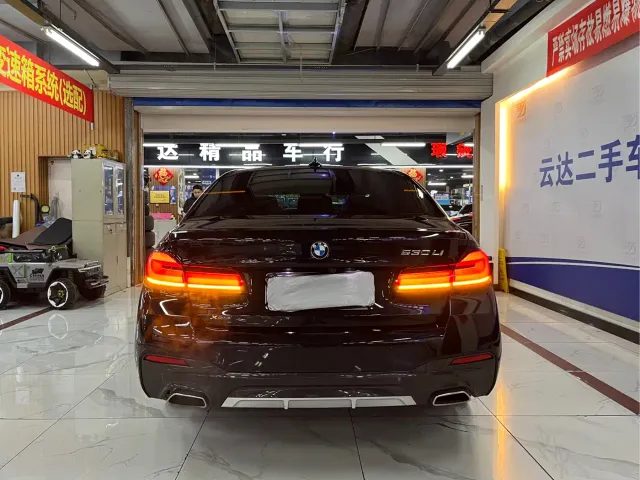 BMW 5 Series — Фото автомобиля 4