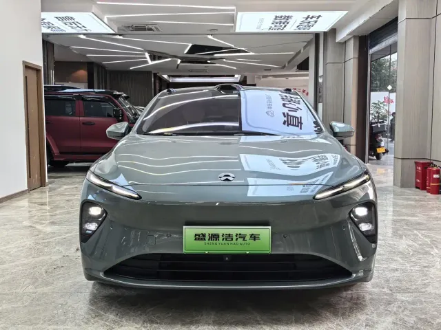 Nio ET7 — Фото автомобиля 2