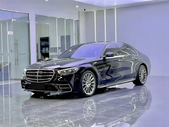 Mercedes-Benz S-Class — Фото автомобиля 3